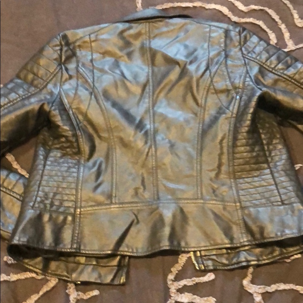 Leather jacket - Picture 3 of 3